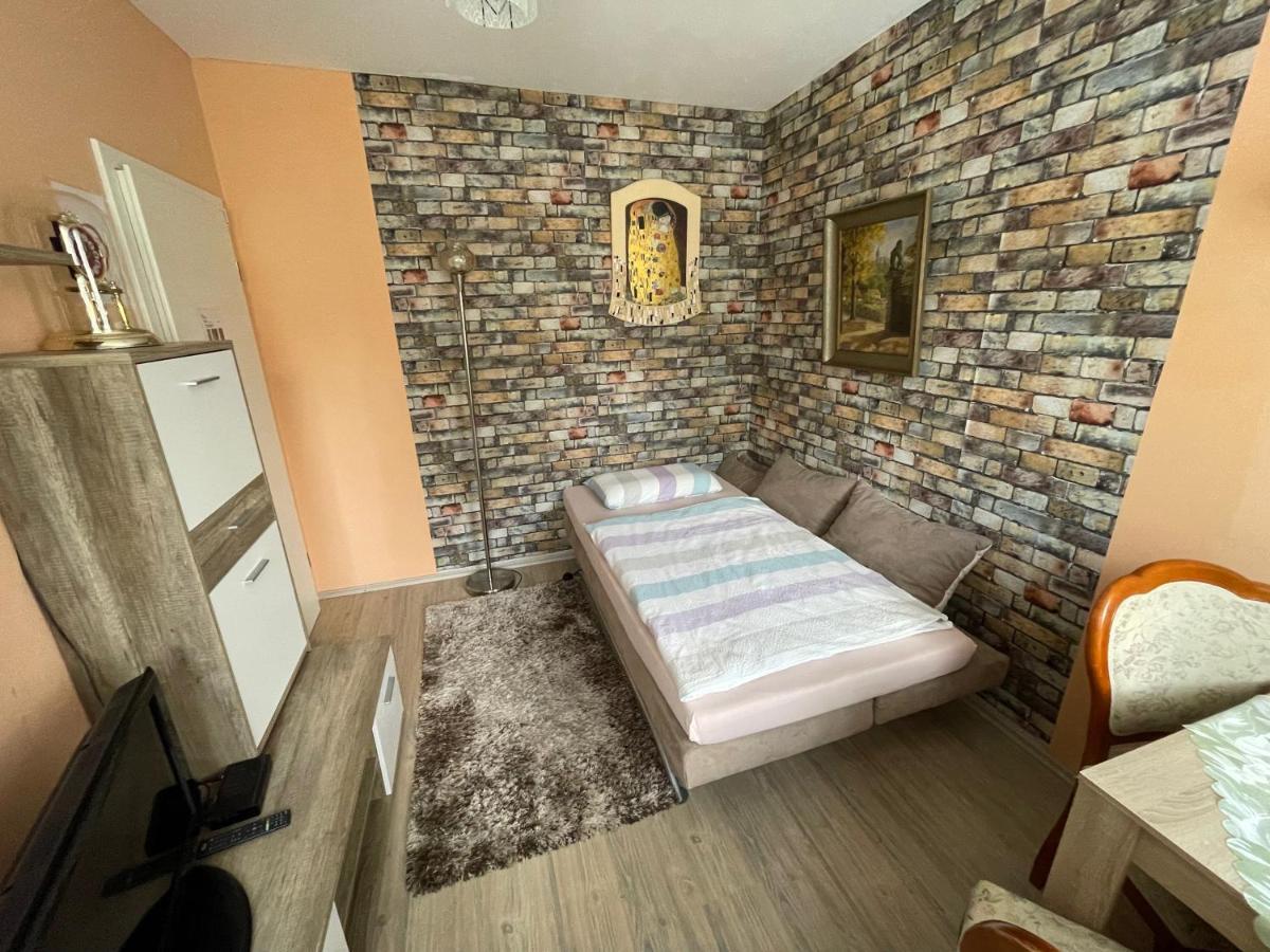 Zentrumsnahe Ferienwohnung Dresde Exterior foto