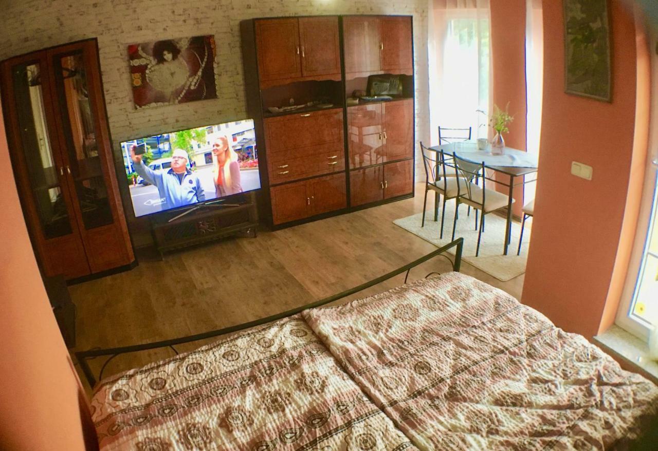 Zentrumsnahe Ferienwohnung Dresde Exterior foto